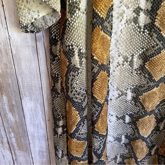 Adrienne Snake Print Oversized Kimono - Picture 2 of 5
